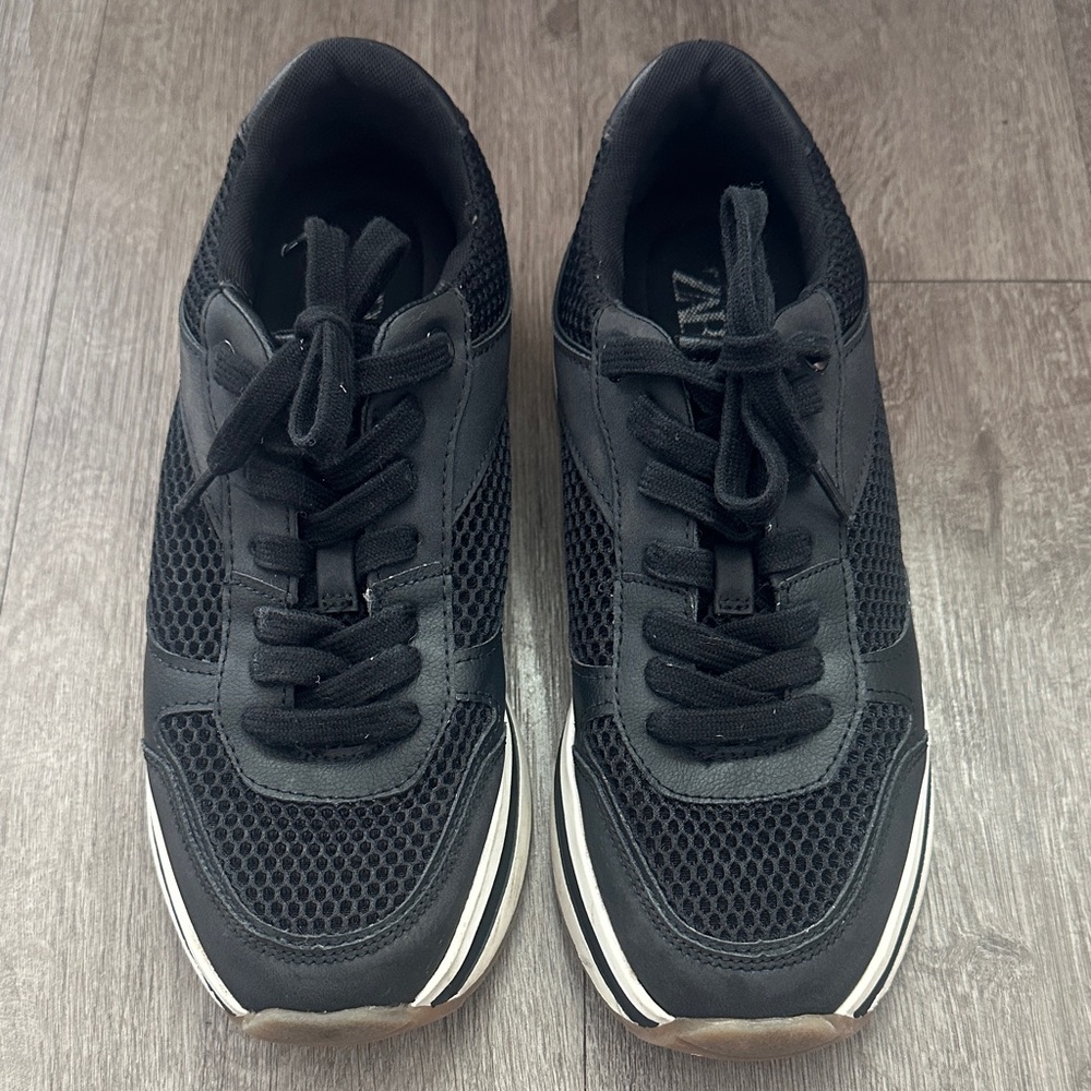 Zara Black Mesh Athletic Sneakers with White Trim
